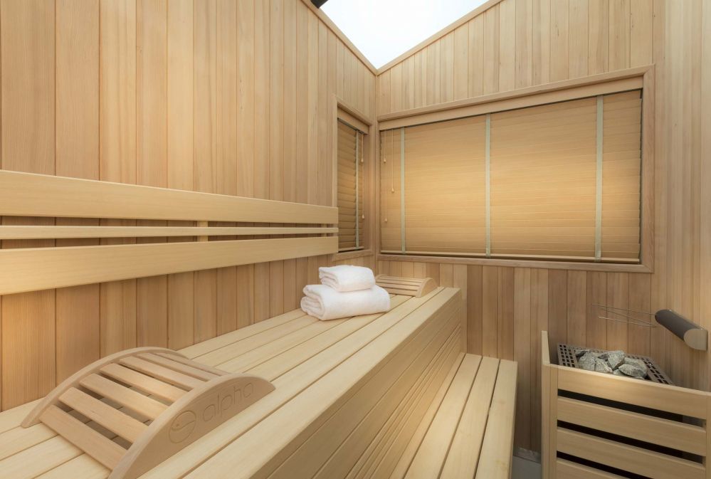 Cadran Hotel - Details